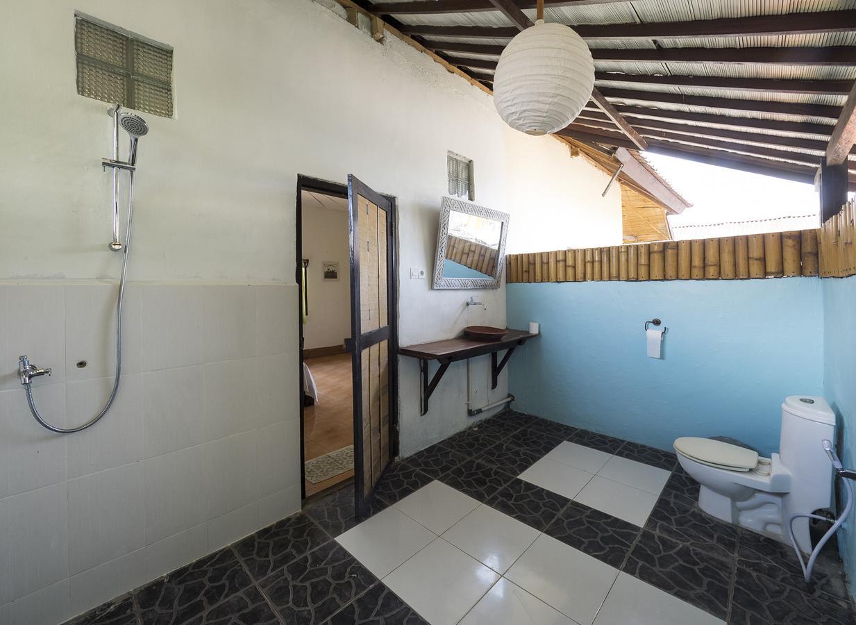Hotel Woodstock Gili - Garden And Bungalows Gili Trawangan Exterior foto